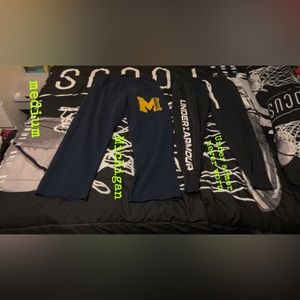 Medium Sweatpants Under armor, Michigan, and snoopy